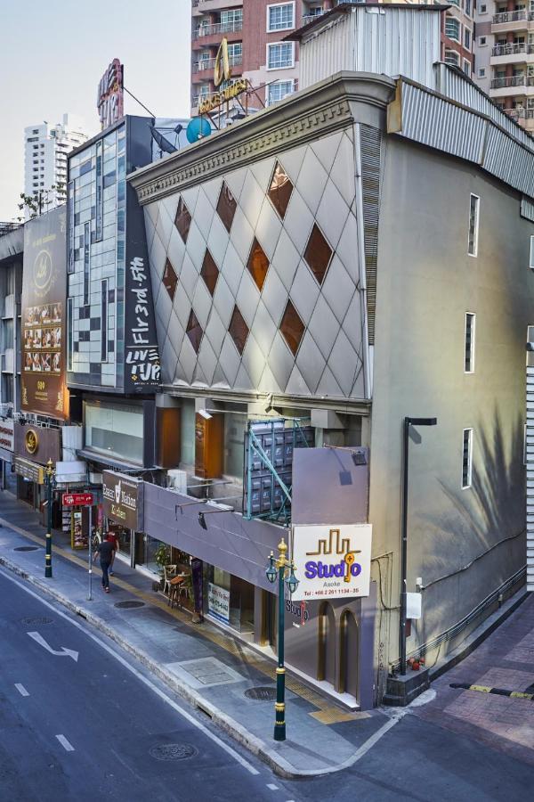 Studio Asoke Hotel Bangkok Exterior photo